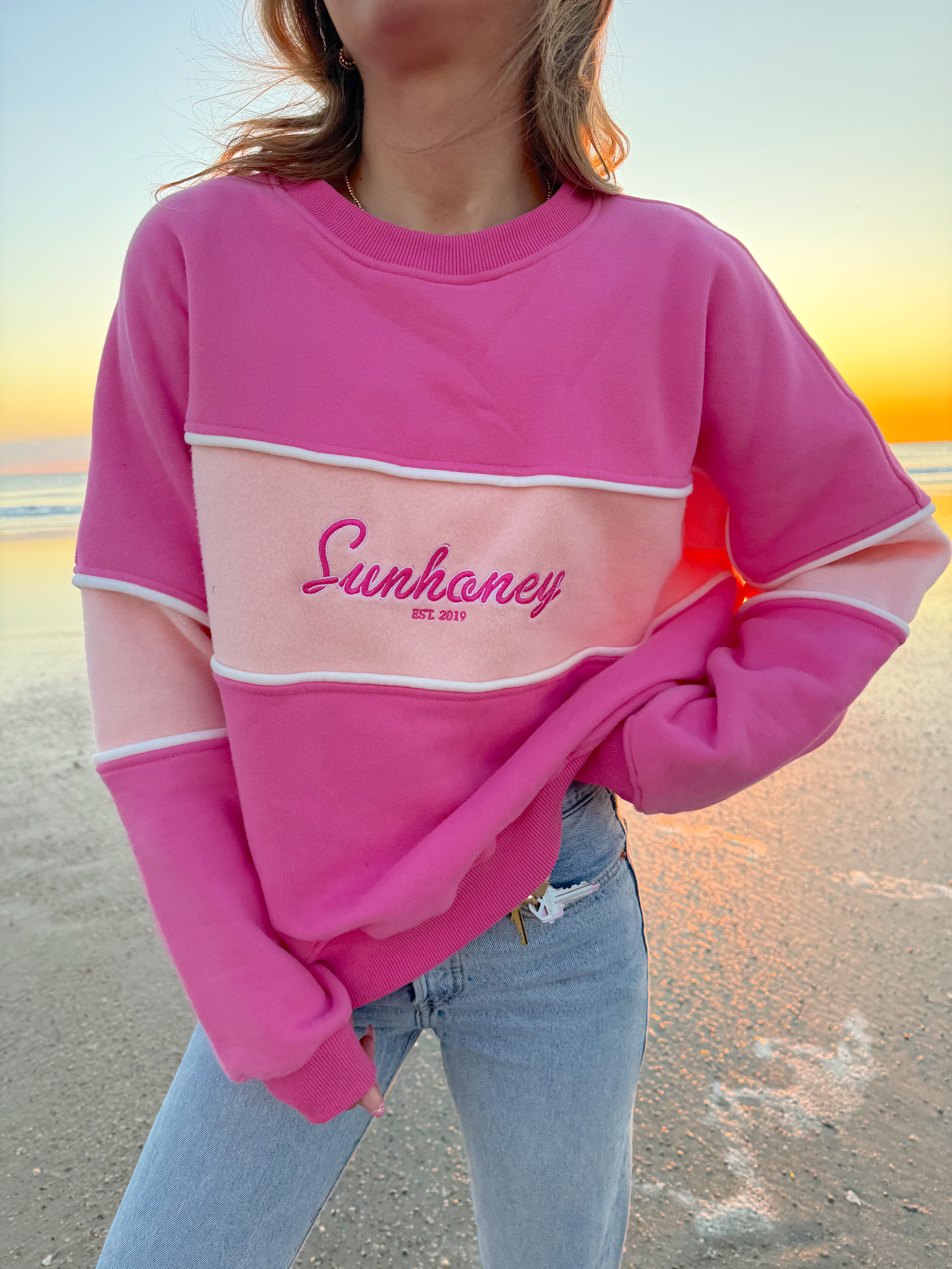 【BALANSA】SSB LOGO GARMENT DYEING SWEAT PINK Sunhoney Fuchsia Embroidered Colorblock Sweatshirt – Sunhoney®