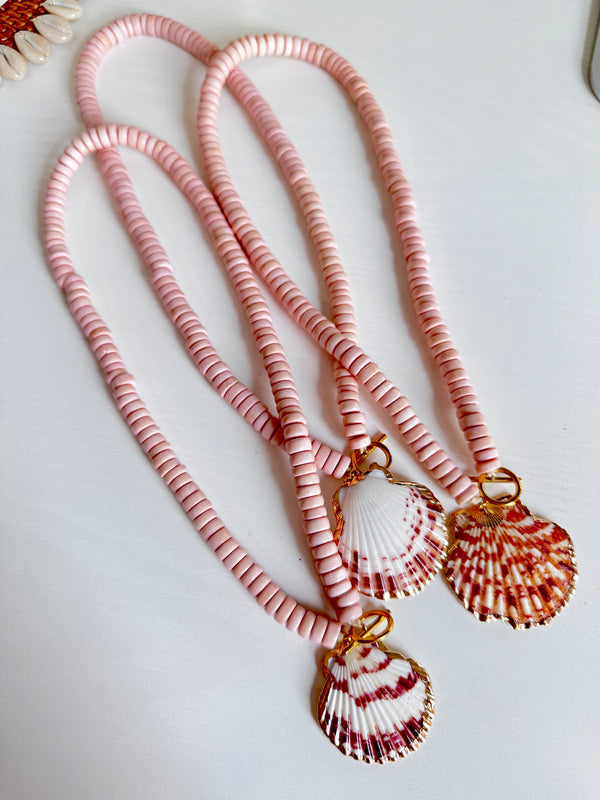 Island Time Shell Beaded Necklace - Soft Pink