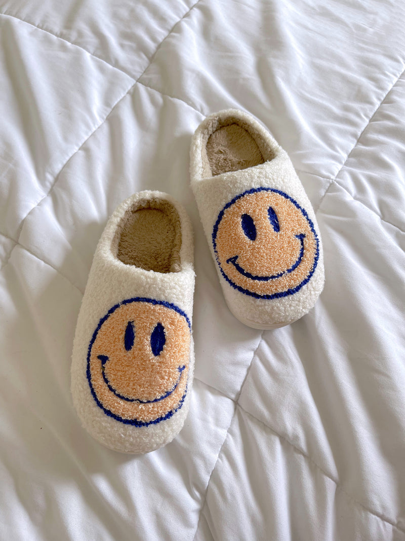 womens smiley face slippers